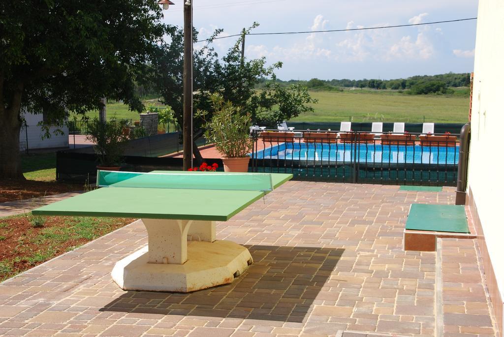 Holiday House Sweet Home Umag Exterior photo